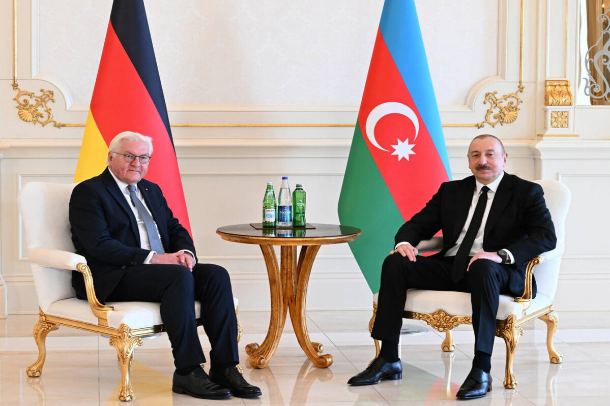 Almanya Başkanı Azerbaycan Lideri'ni tebrik etti