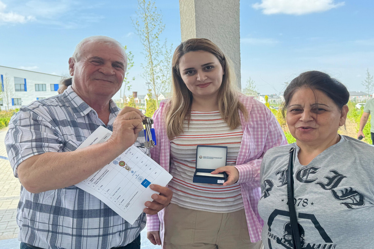 Göçmen karavan Aghdamin Kangarli köyüne ulaştı, anahtarlar sunuldu - güncellendi
