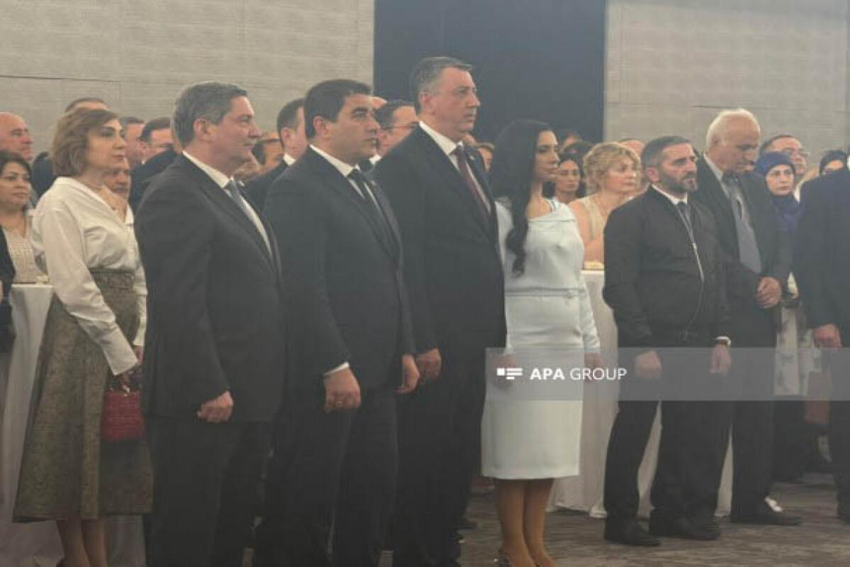 Azerbaycanın Bağımsızlık Günü Tiflis'de kutlandı