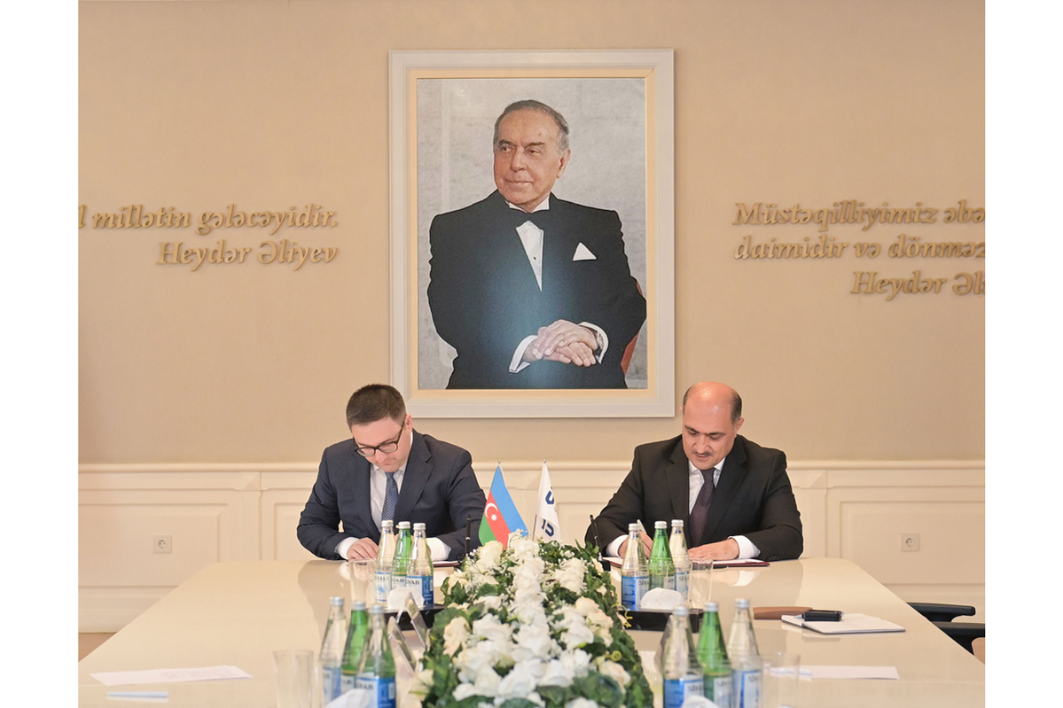 Azerbaycan, Savunma Endüstrisi için Eğitim Endüstrisinde Bir Belge İmzaladı - Fotoğraf