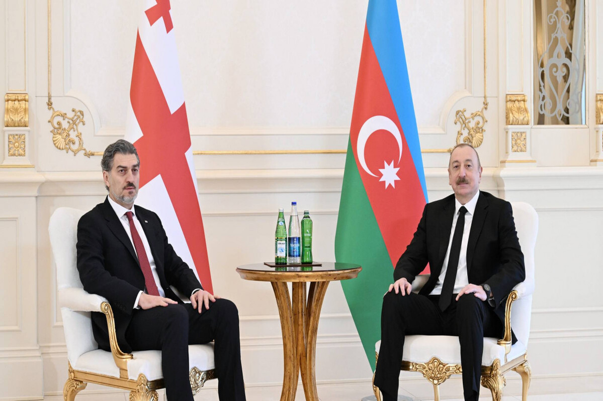 Azerbaycan lideri Gürcistan Başkanını tebrik etti