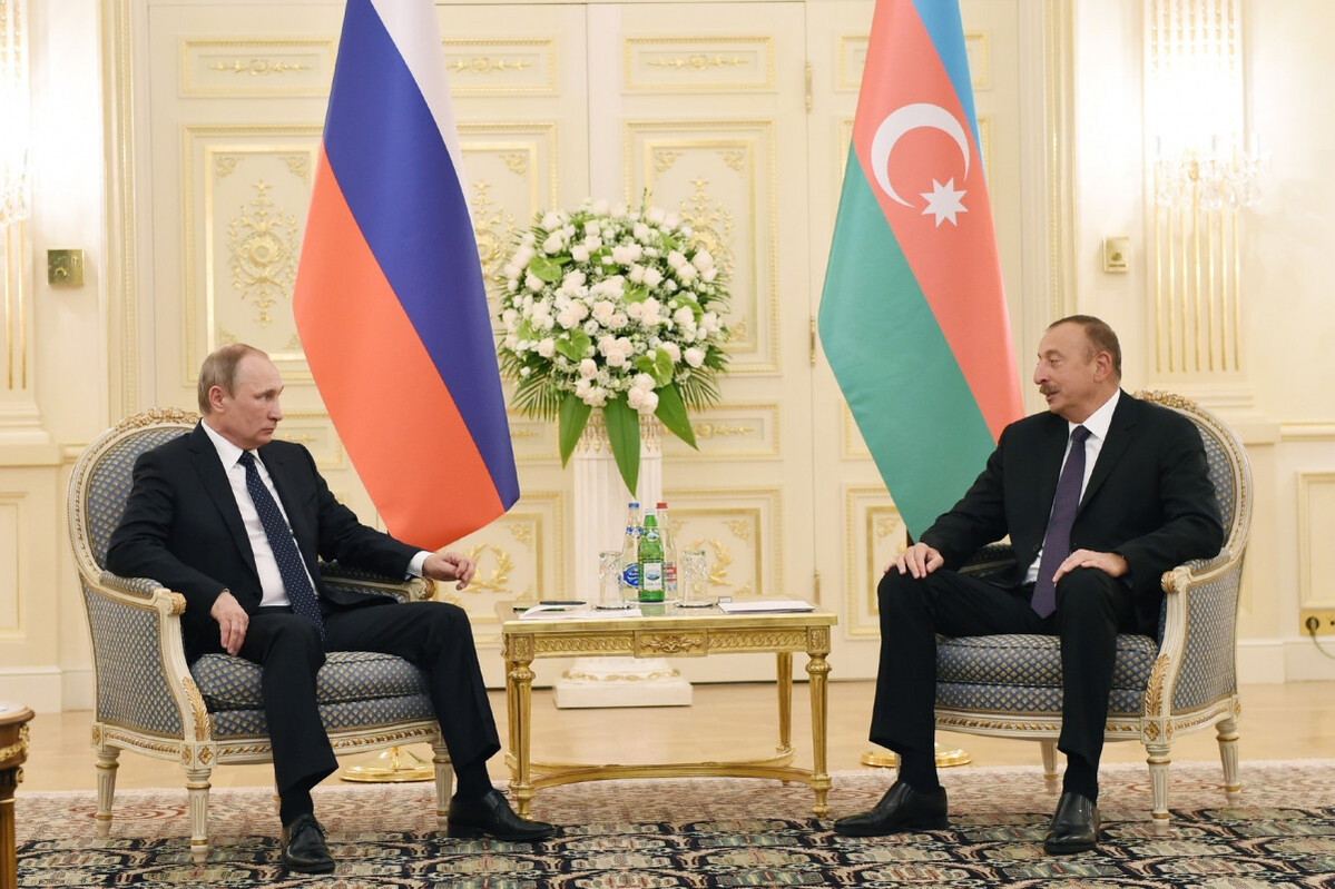 Putin, Bağımsızlık Günü'nde Azerbaycan Başkanını tebrik etti