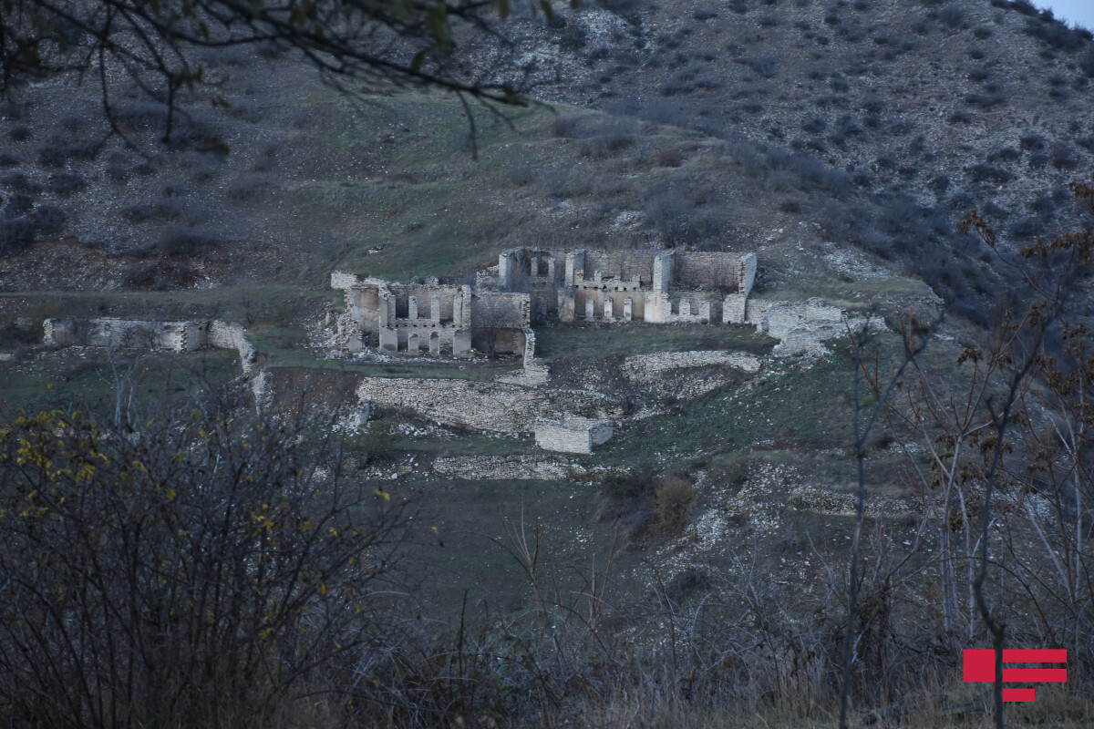MP: Akrabalarını Karabakh'tan yerinden edilmiş insanlara gömmek için koşullar oluşturulmalıdır