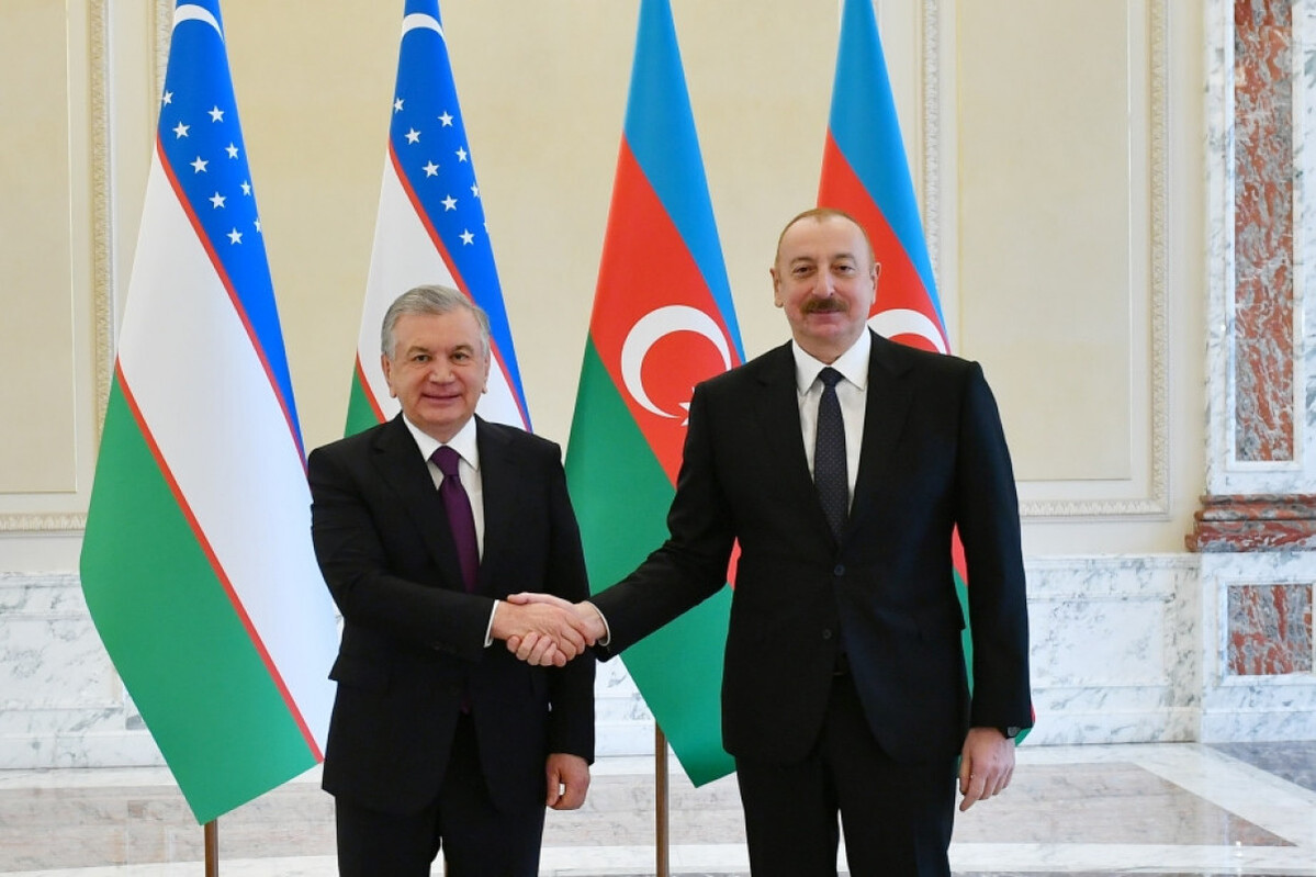 Shavkat Mirziyoev Azerbaycan Başkanını tebrik etti
