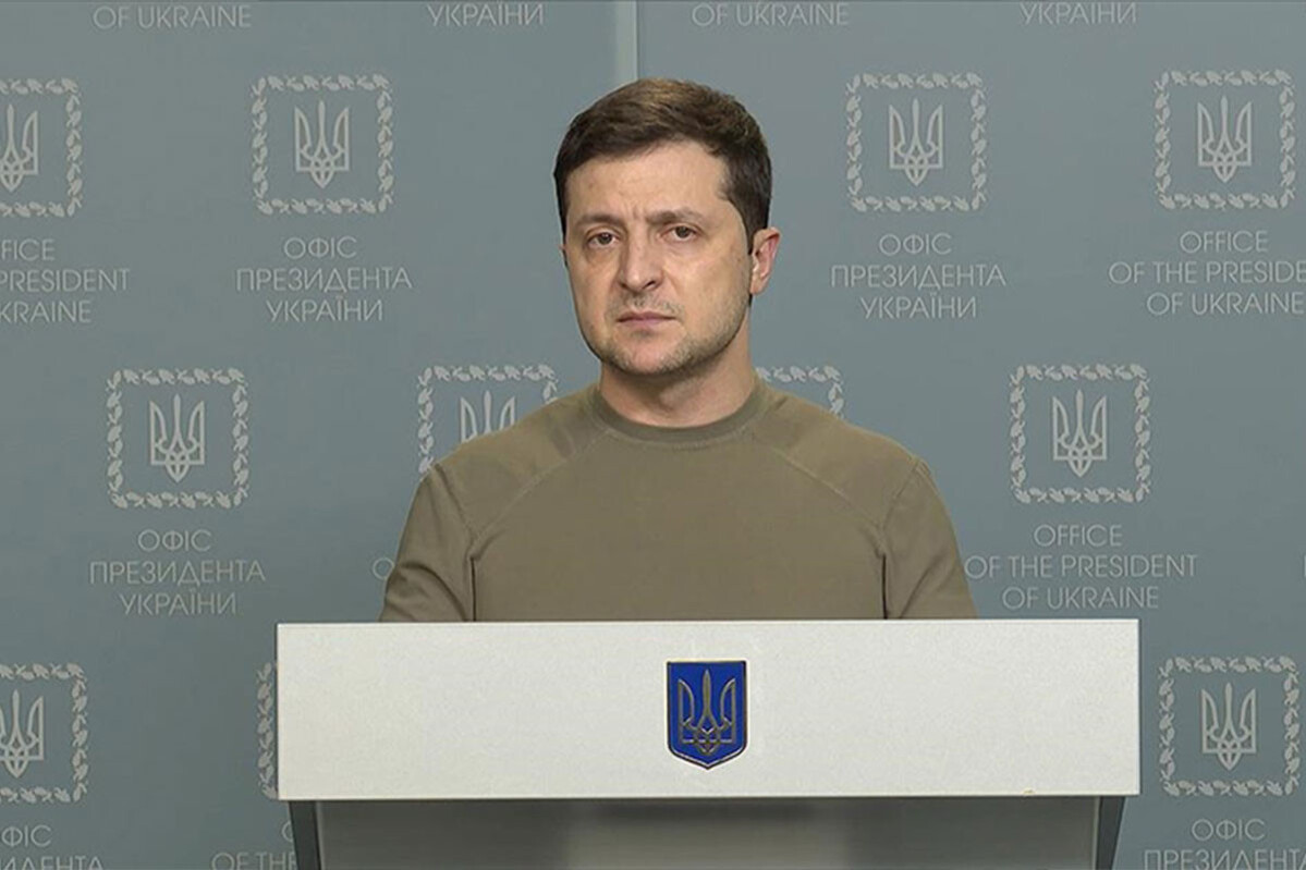 Zelensky: Ukrayna gerekli silahların satın alınmasına ulaşmıyor