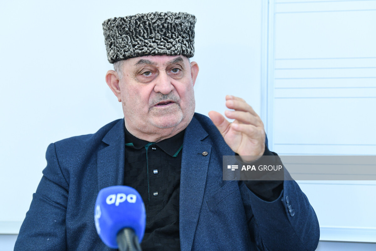 Onurlu sanat işçisi Agile Malikov