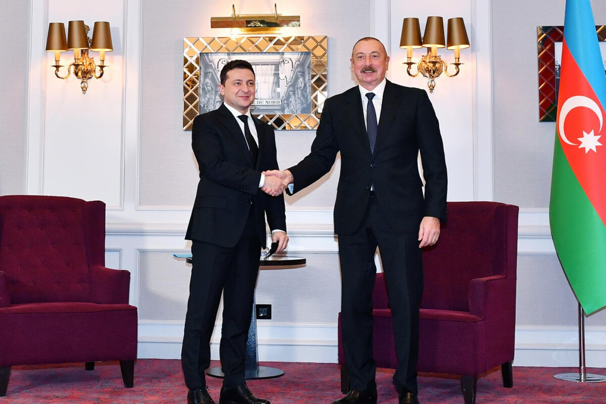 Zelensky Başkan Ilham Aliyev'i tebrik etti