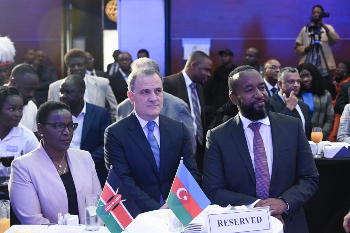 Kenya'daki Azerbaycan Büyükelçiliği ve Kenya'daki Azerbaycan Büyükelçiliği'nin resmi açılışına adanmış resmi bir resepsiyon