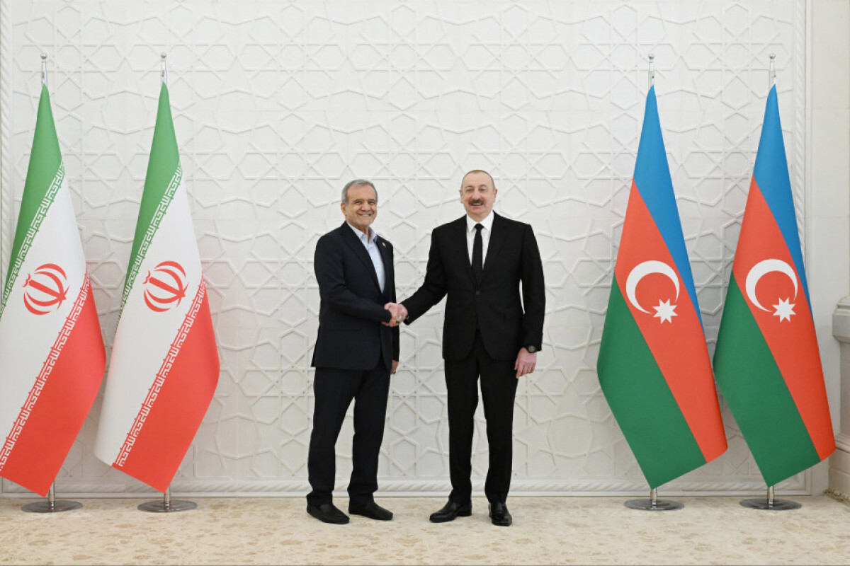 Azerbaycan ve İran başkanları arasında bir telefon görüşmesi yapıldı