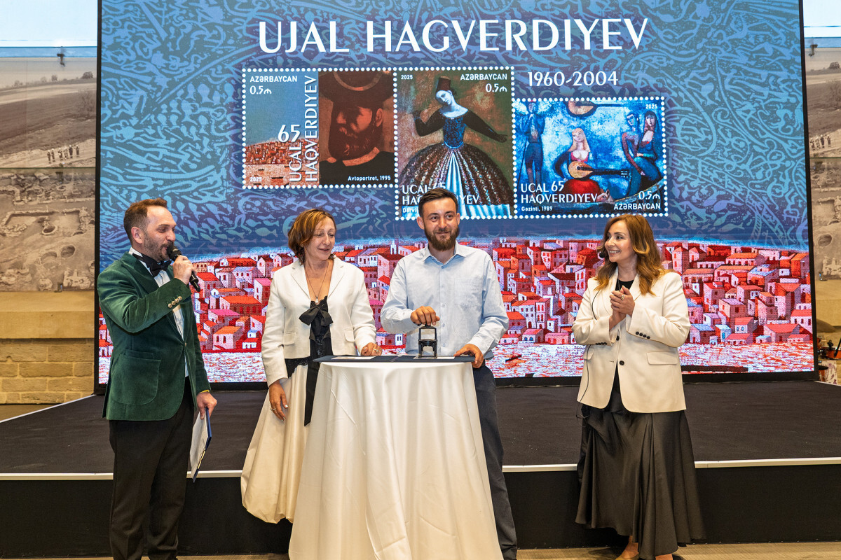 Azercell, Ucal Hagverdiyev'in resimleri kitabı sundu - fotoğraf