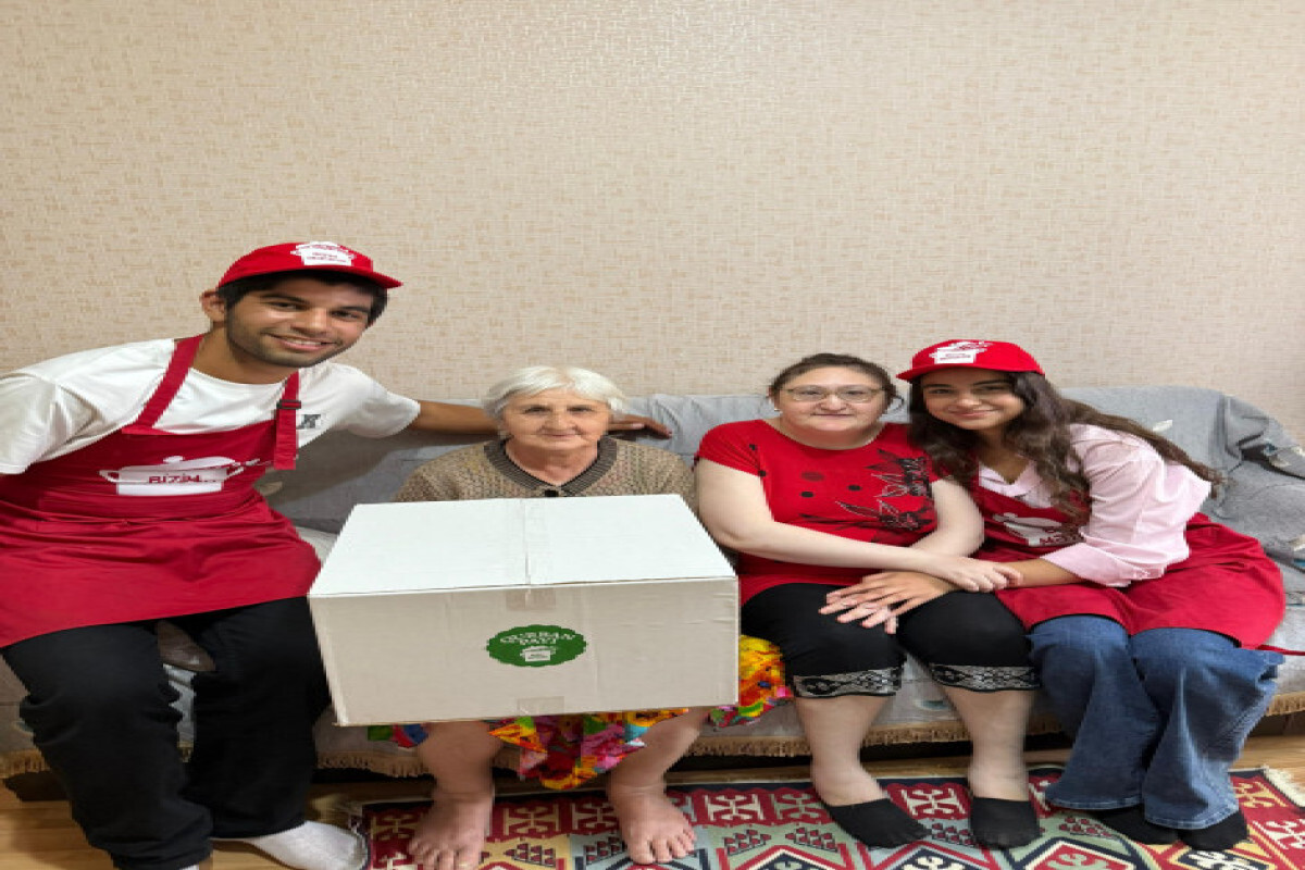 Leyla Aliyeva'nın inisiyatifinde düşük gelirli ailelere kurban hisse senetleri teslim edildi - fotoğraf