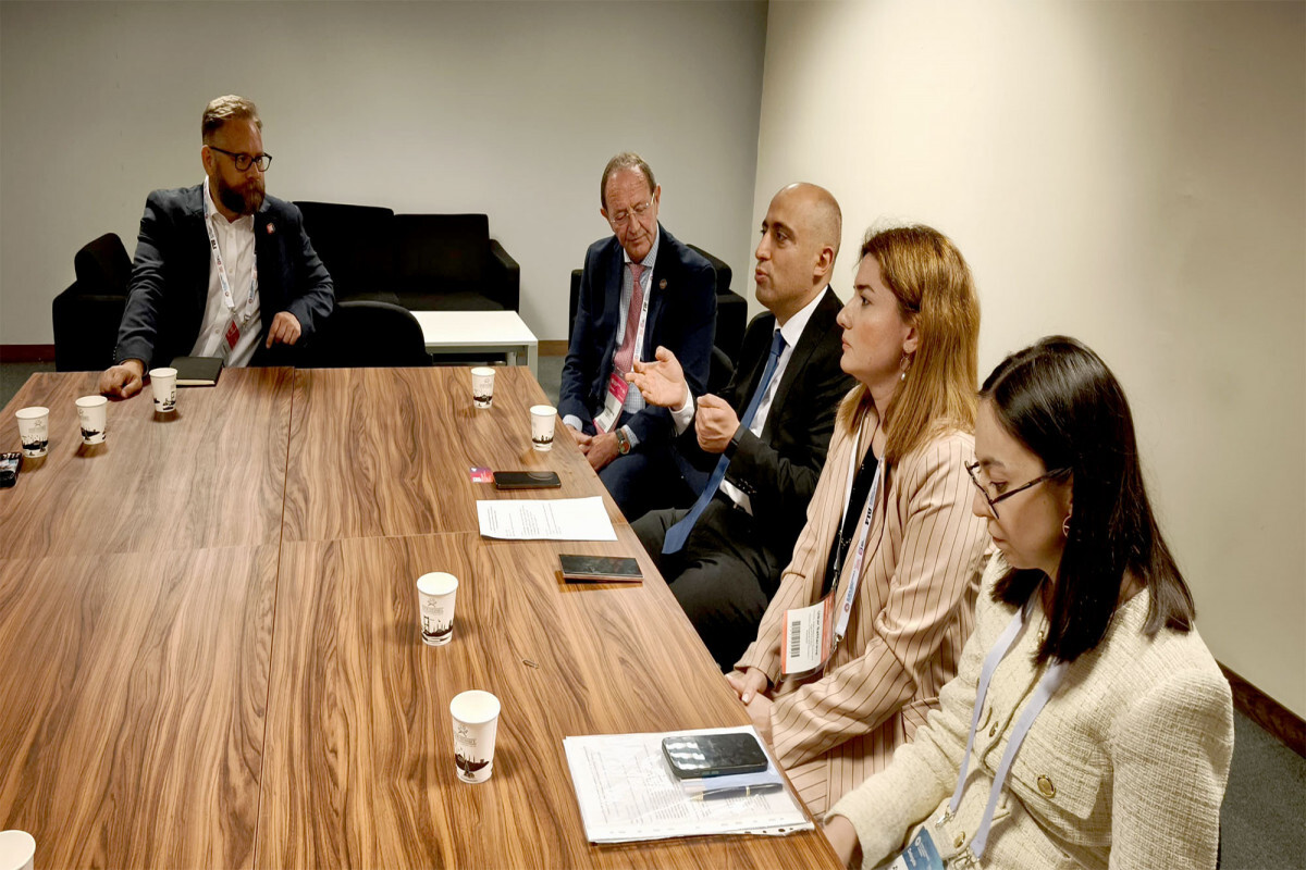 ETN Liderliği "Şehir Hong Kong" ve "Asia Greentech" Vacfi toplantısı liderlik ile yapıldı
