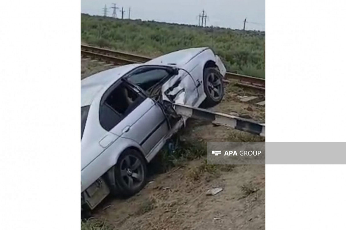 Saatli'da Cart Demiryolu Geechtide, 2 erkek yaralandı - fotoğraf