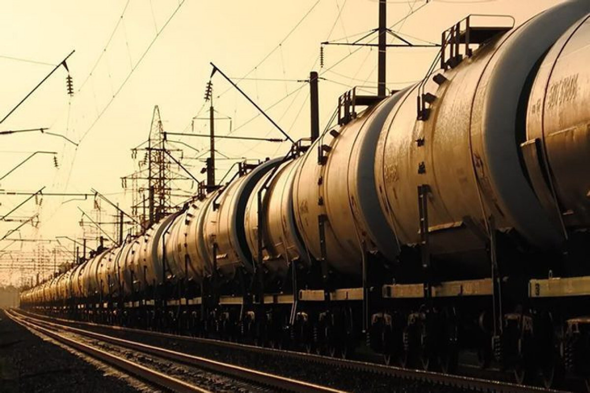 Azerbaycan petrol ihracatını% 14'e düşürür