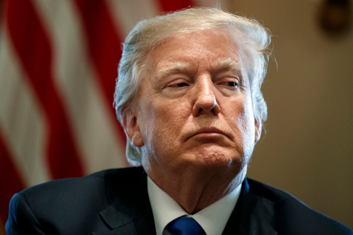 Trump, ABD'ye ithal edilen çelik ve alüminyum tarafından ithal edilen görevleri% 50 oranında artırdı