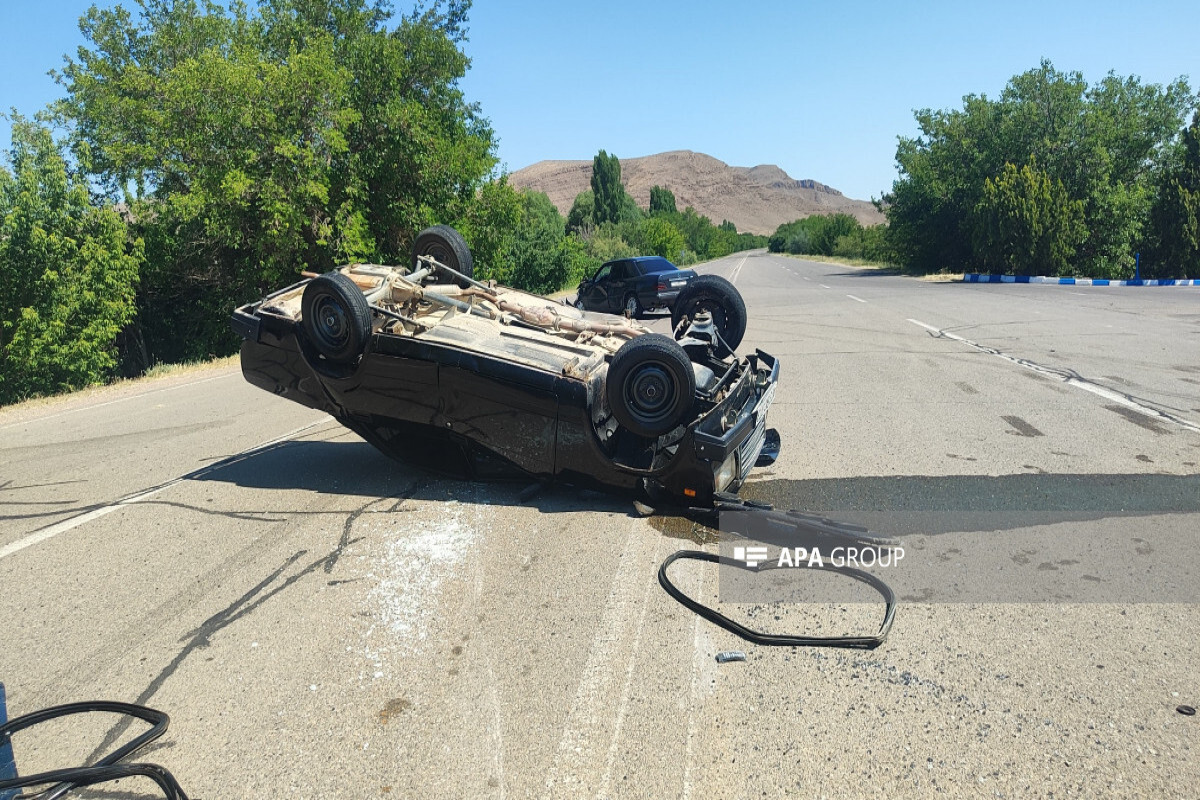 Sadarak'te trafik kazası 2 erkek yaralandı - fotoğraf
