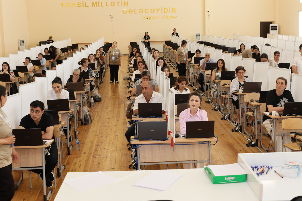 Serbest bırakılan alanlarda çalışan öğretmenler ilk kez sertifika sınavlarına katıldı