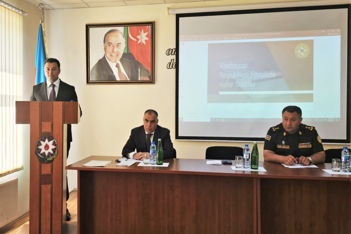 Gabala'da teknik güvenlik üzerine bir seminer toplantı yapıldı