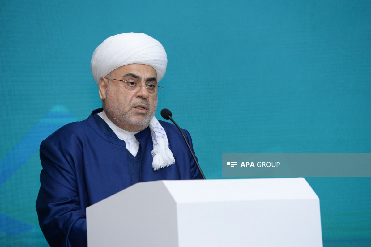 Kafkasya Müslüman Ofisi Başkanı (CMO) Şeyh-ul-İslam Allahshukur Pashazade