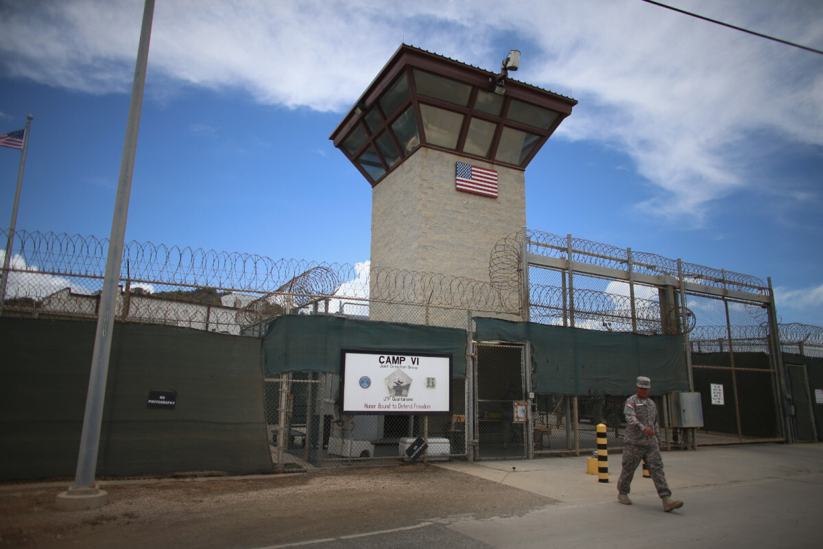 Amerika Birleşik Devletleri binlerce göçmen Guantanamo Hapishanesine transfer etmeye hazırlanıyor