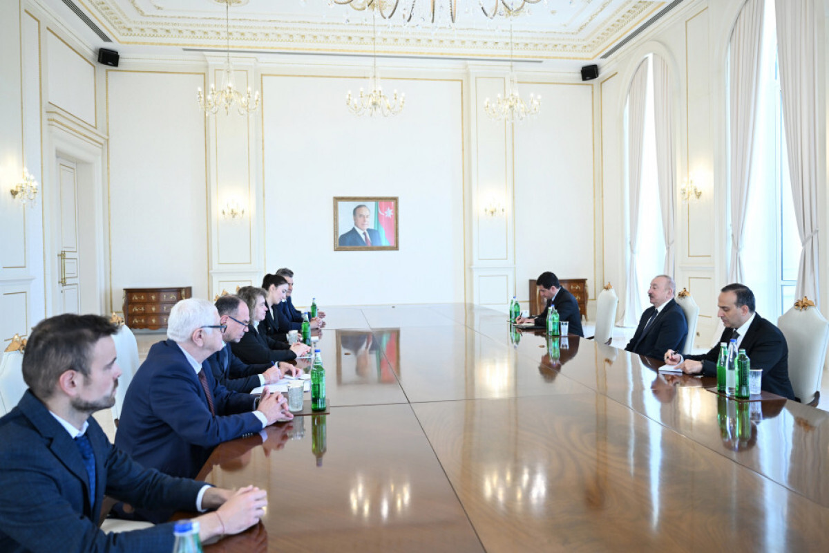Başkan Ilham Aliyev, Bulgar Ulusal Meclisi Başkanı'nı aldı
