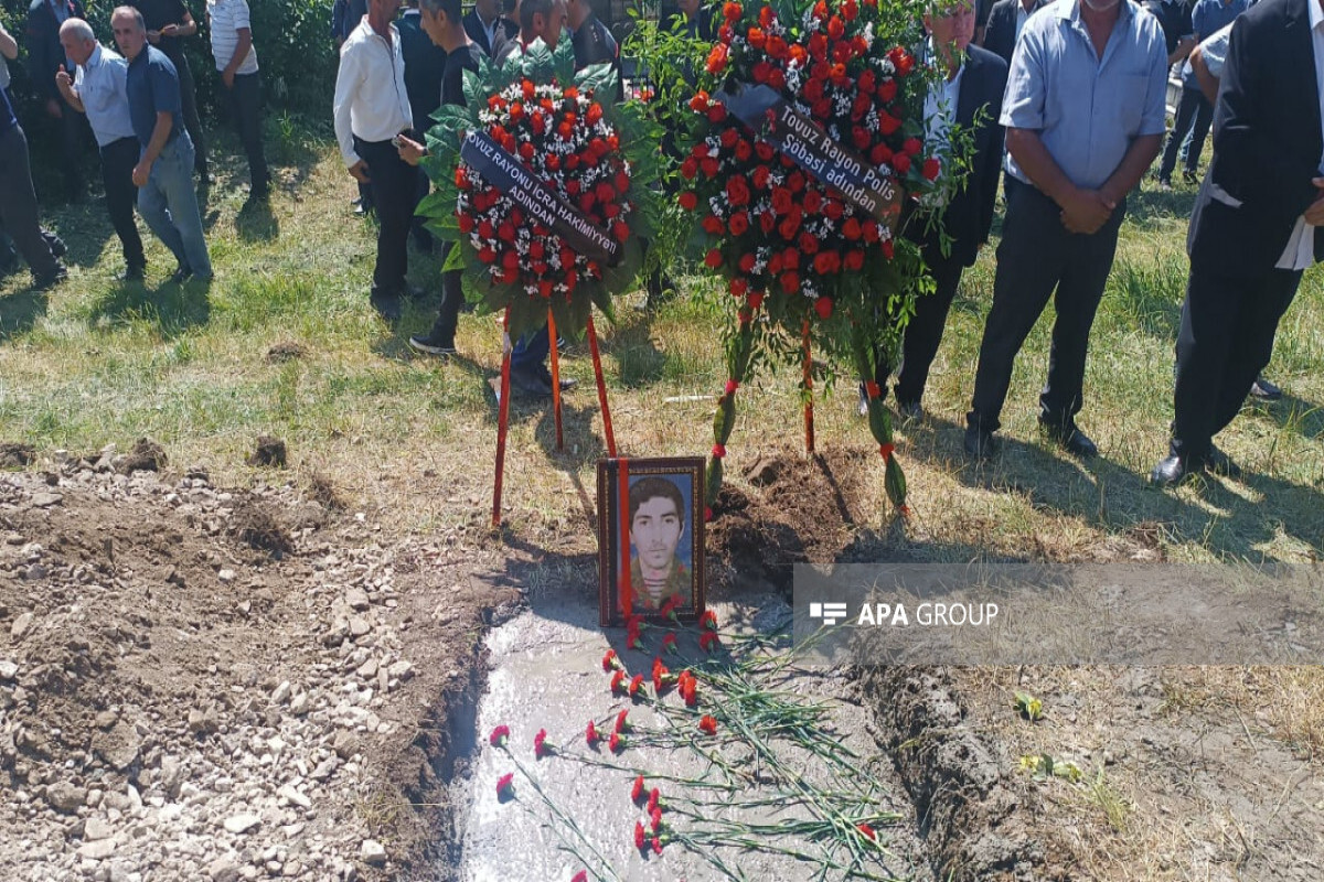 Karabakh Savaşı'nda eksik olan şehit Fuad Alasgarov'un kalıntıları Tovuz - Fotoğraf