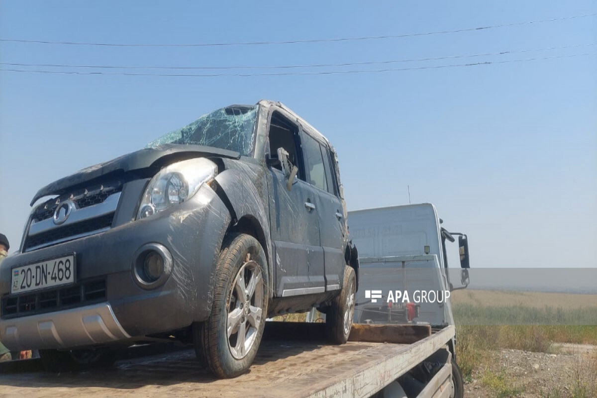 Öğretmen Shamkir'de bir trafik kazasında öldü, küçük bir oğul ve diğer öğretmenler yaralandı - güncellendi - fotoğraf