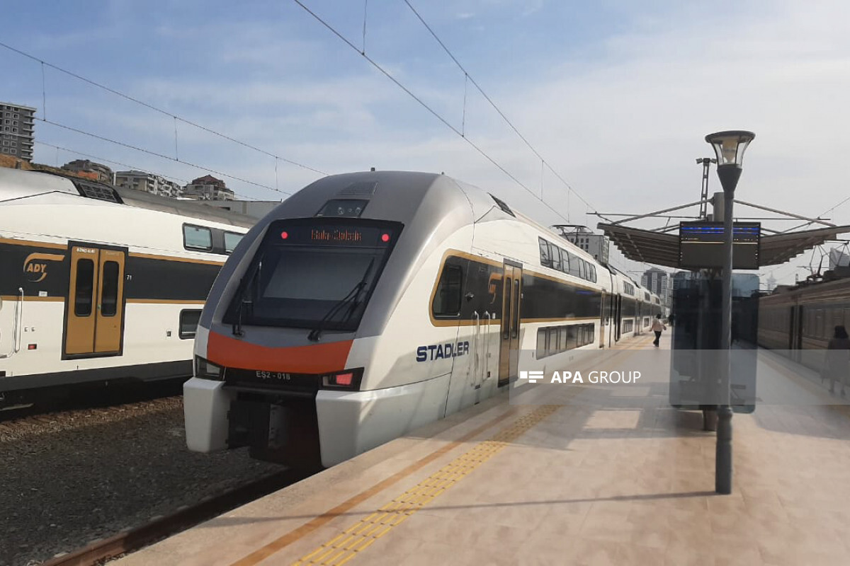 Absheron Circular Yolu'ndaki trenlerin hareket programı, çalışmayan günlerde açıklandı