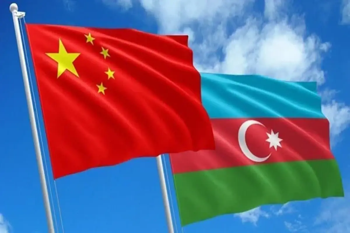 Cuzak ve Azerbaycan ile Azerbaycan'a Yol Erişim