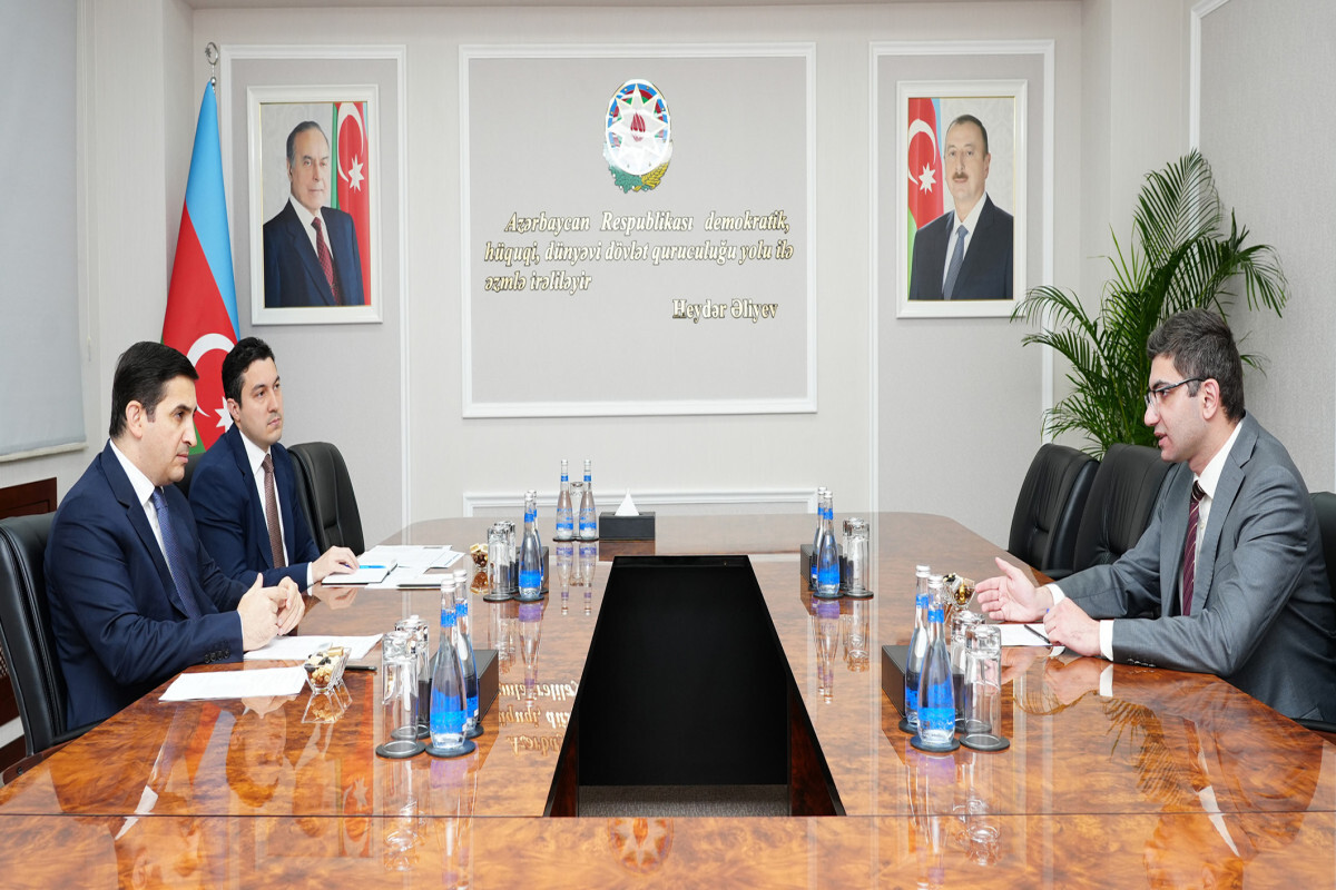Bakan Farid Ahmadov, "Yükseliş" yarışmasının kazananlarıyla bir araya geldi