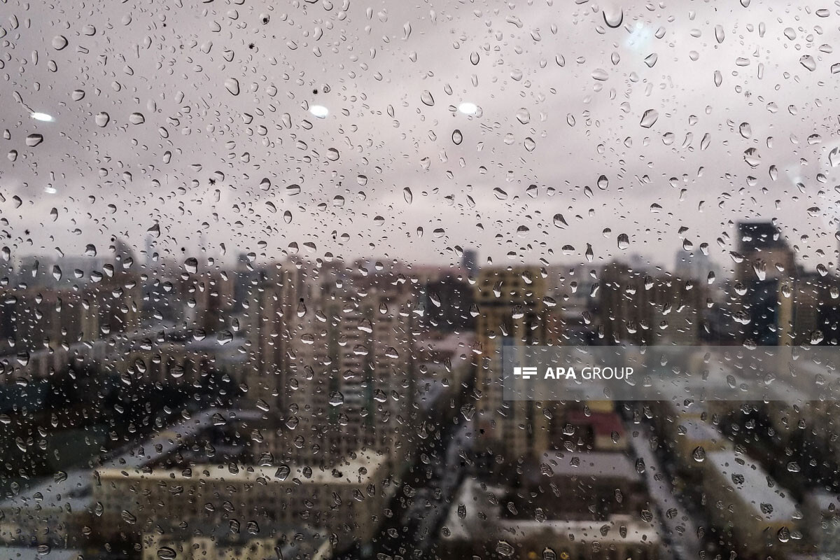 Bakü, Lightning'de ara sıra yağmur olacak - yarının havası