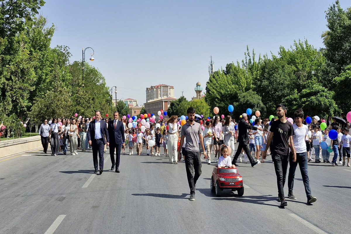 "Çocuklar Renkli Dünyası" Festivali Nakhchivan'da düzenleniyor - Photolent