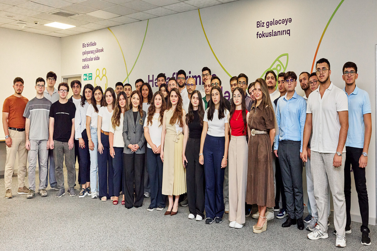Azercell gençler için DataMinds Bootcamp'i başlattı