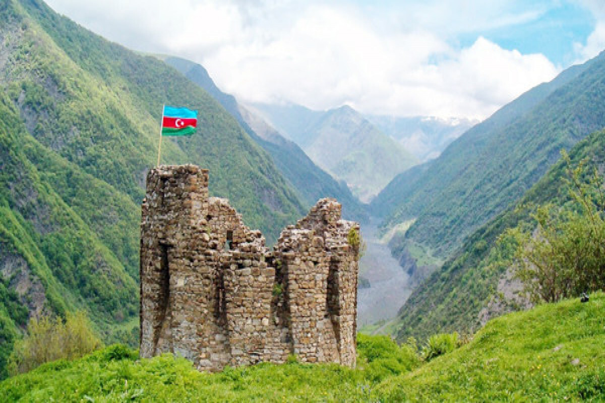 Karabakh ziyaretleri yeni sahneye aktarıldı: Yabancı Turistler için - Yeni Fırsatlar
