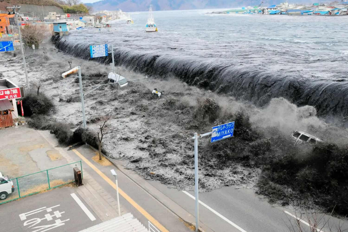 Kamchatka'da tsunami tehluisi uyarısı kaldırıldı