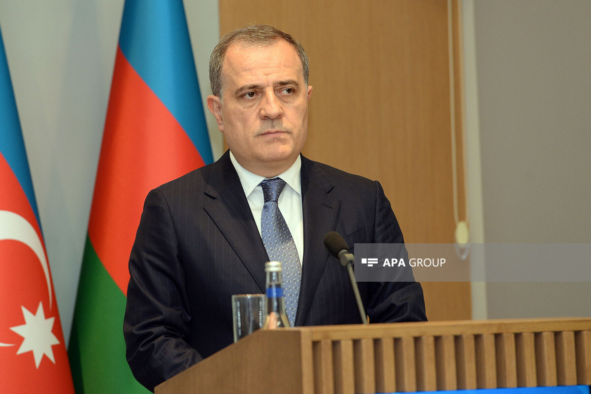 Jeyhun Bayramov: Somali arasında bir askı aldığımda iş derneğinden perspektifler var