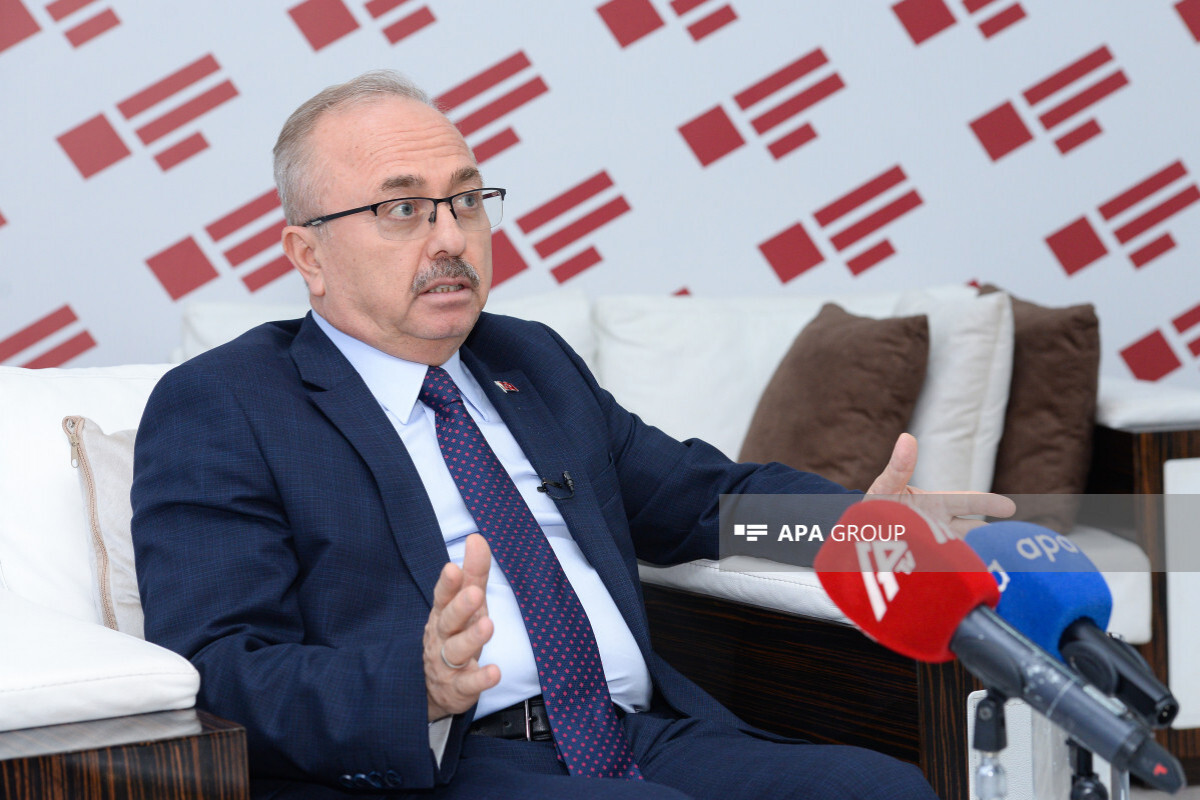 Azerbaycan'ın Türk Büyükelçisi Birol Akkan