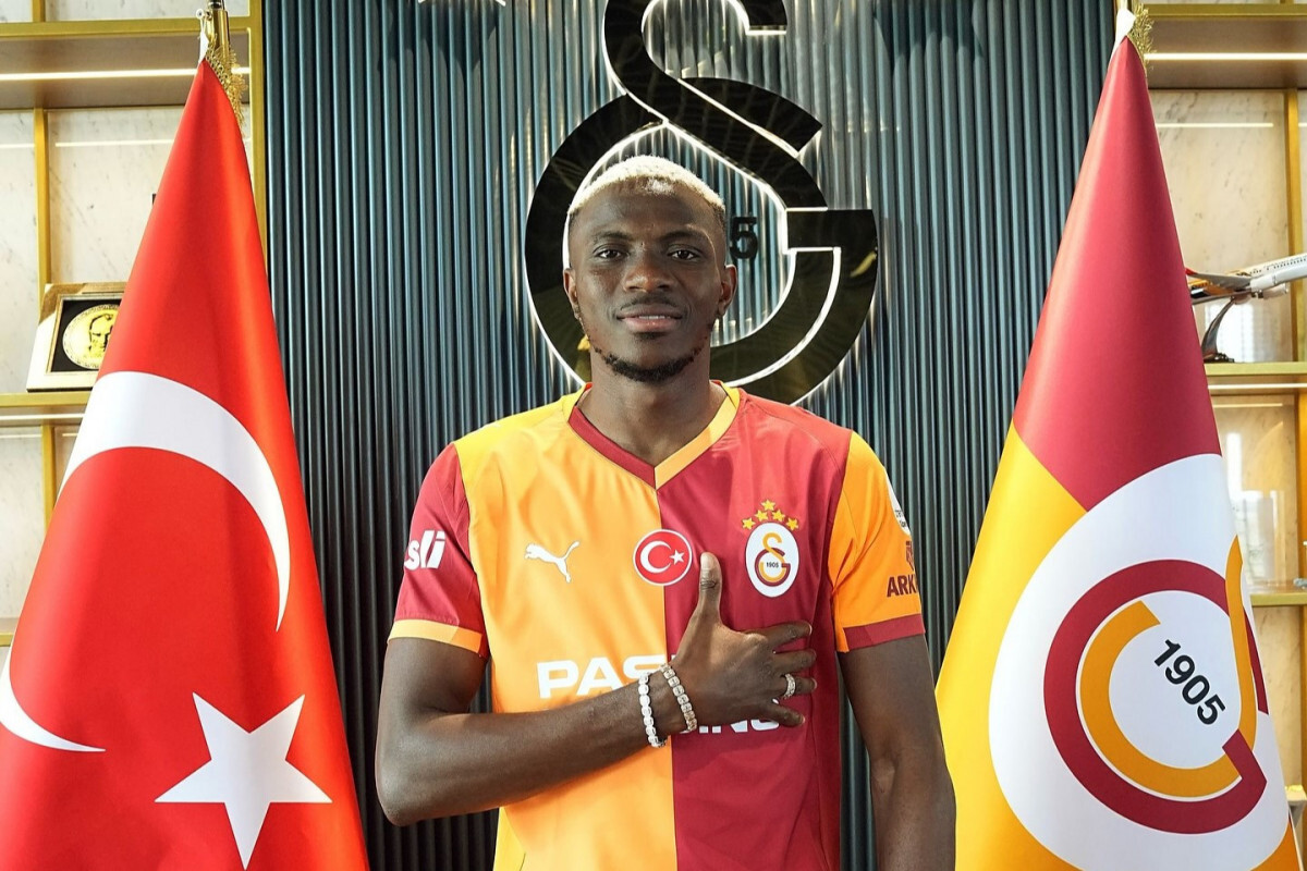 Galayasaray Osimhen'in Transferi Duyurdu - Fotoğraf