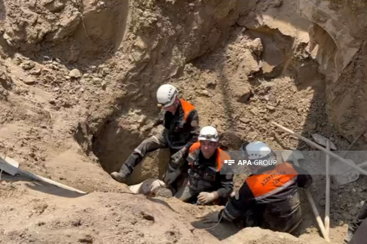 Sumgayit'teki bir işçi yapım aşamasında ölüyor - Video - Güncellenmiş -1