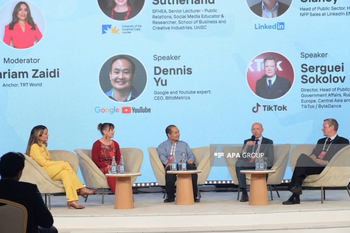 III Shusha Global Medya Forumu Paneli Tartışması Tartışıldı - Fotoğraf