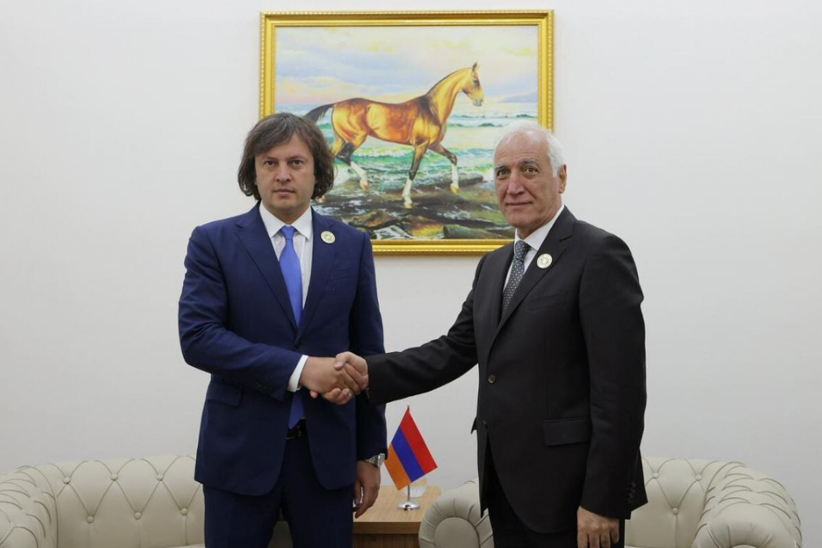 Kobachidze ve Vaaqn Kacourty