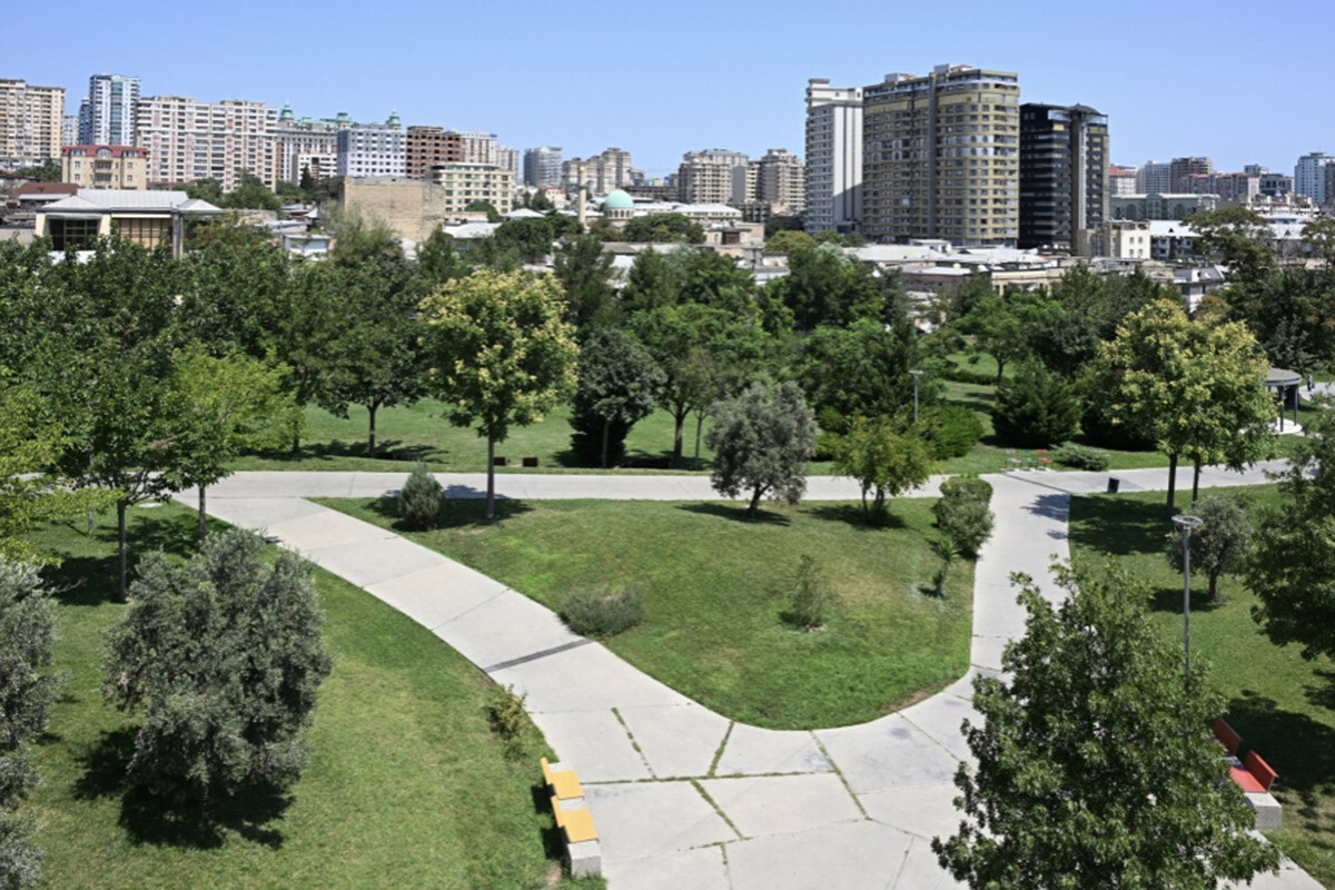 Bakü'deki Central Park'a 21 hektarlık bir alan daha eklenecek, büyük bir yapay göl kurulacak