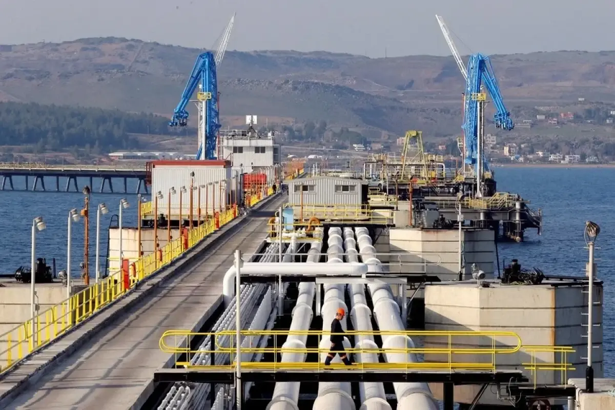 Hindistan Devlet Rafinerileri Rus petrol satın alımını askıya aldı