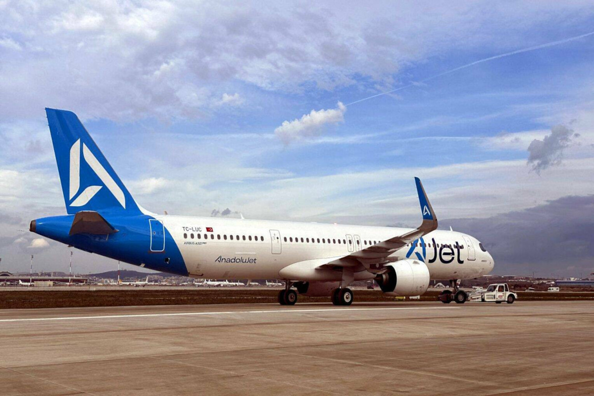 Ajet Hawaii'nin Bakü-Amanbul Sefer Tekki Erstic tırmandı