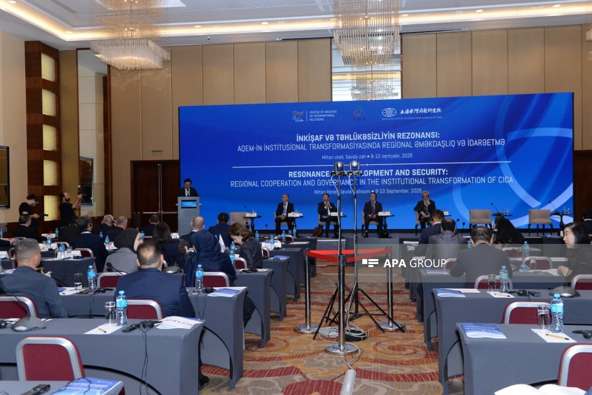 Bakü, AQEM Brain Centers Forum'un bir toplantısına ev sahipliği yapıyor - Fotoğraf