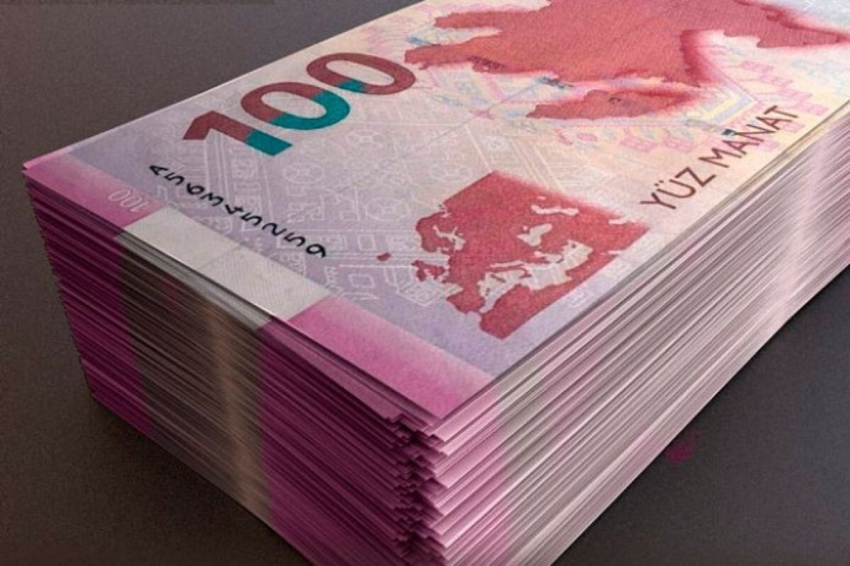 Aylık ortalama maaş 1098 Manat'ı aştı